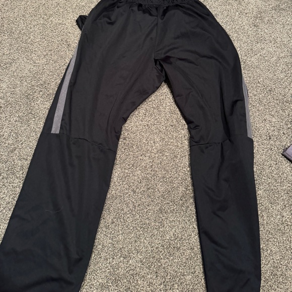 Nike athletic sweatpants - Picture 3 of 4